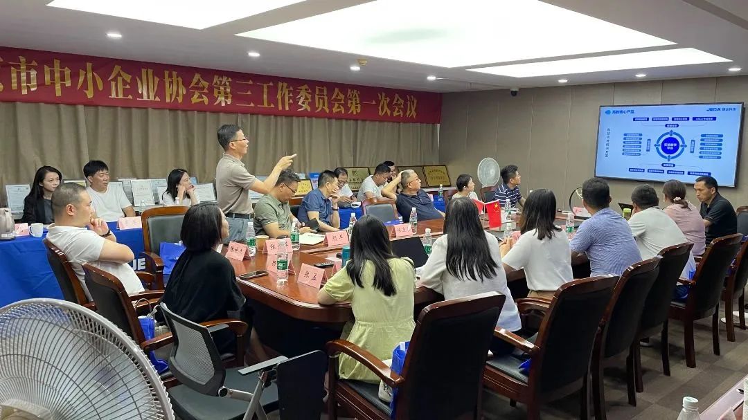 lADPKHQpV1pGm0jNCNzND8A_4032_2268.jpg 图片